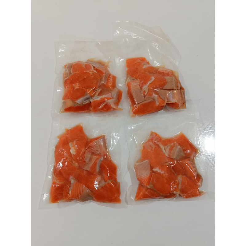 

Salmon Cube RJ Fish 250gr