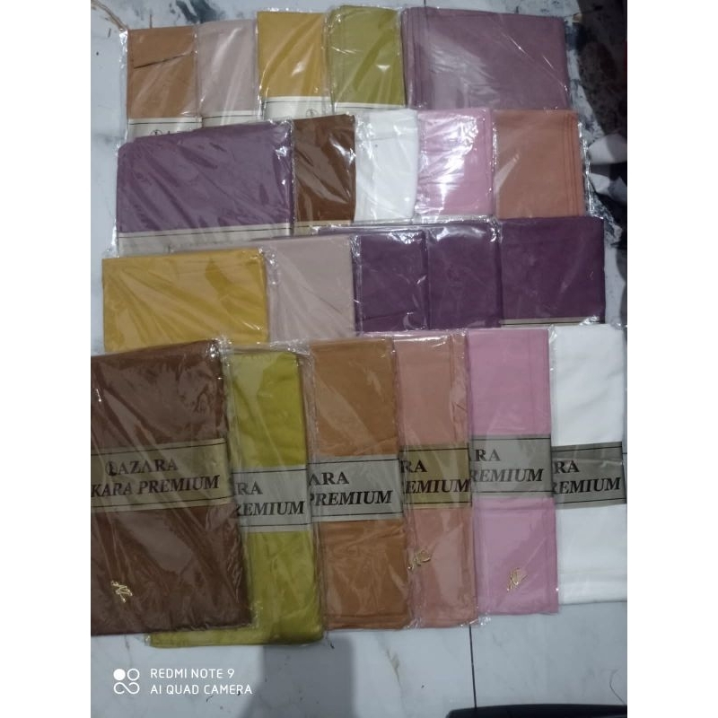 HIJAB SEGIEMPAT AZARA POLOS