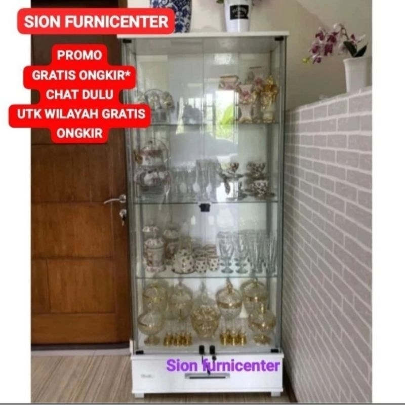 lemari kaca pajangan / lemari hias pintu kaca / lemari helm / lemari kaca 2 pintu / lemari piala / l