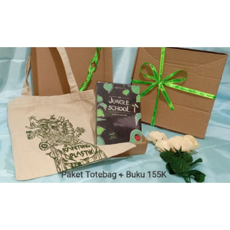 

Paket Hampers Buku dan Totebag