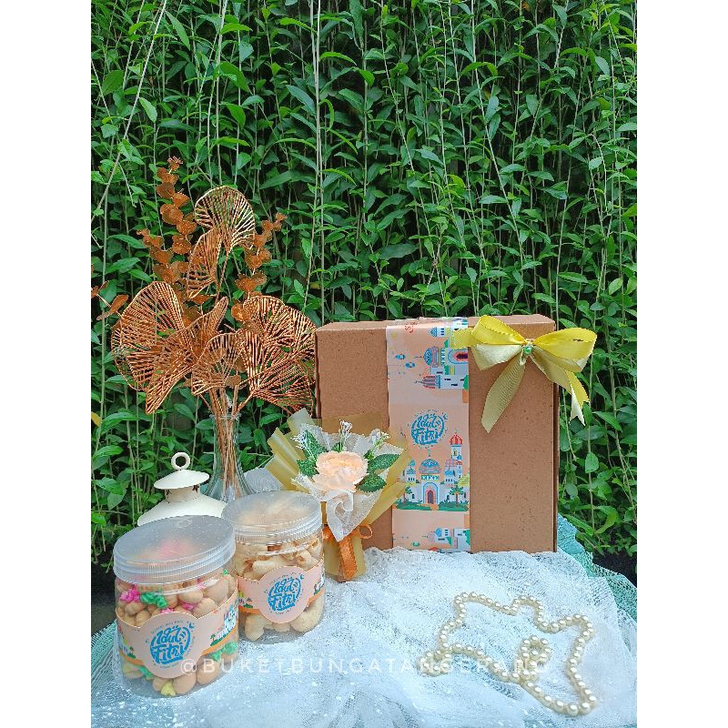 

PARCEL LEBARAN/HAMPERS LEBARAN/BINGKISAN LEBARAN (QADR HAMPERS)