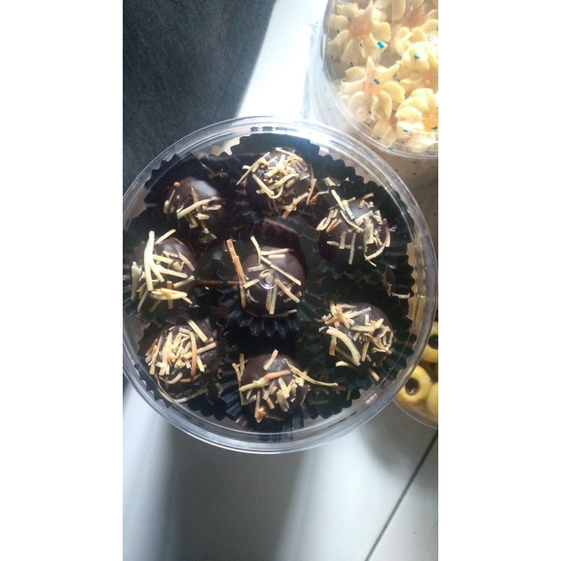 

kue coklat keju, kue coklat ceres , kue coklat warna warni