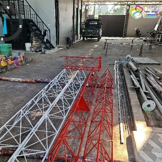 Paket order tower triangle SNI 5 stage dan dudukan tower bpk jupriyono bojonegoro