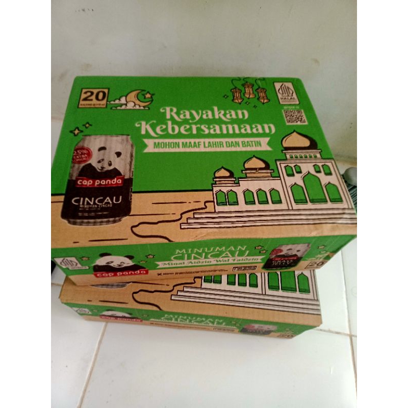 

Minuman Cincau Cap Panda Edisi Lebaran 1 Karton 20Pcs x 310ml