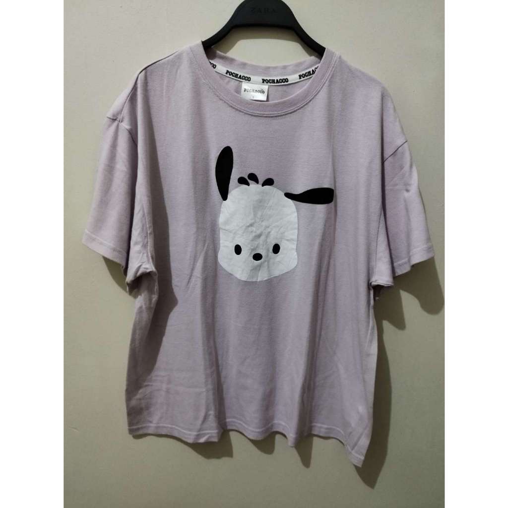 Preloved Kaos Oversized Sanrio Pochacco