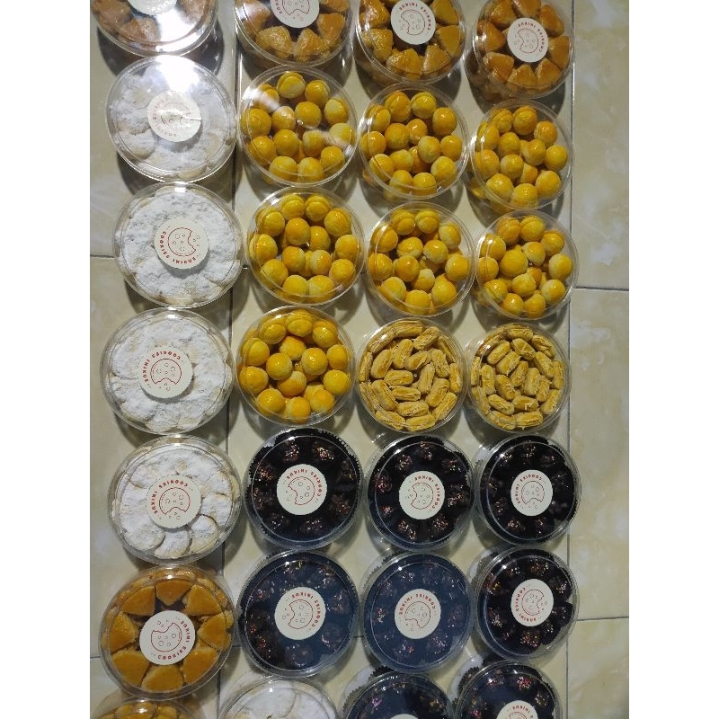 

KUE KERING LEBARAN