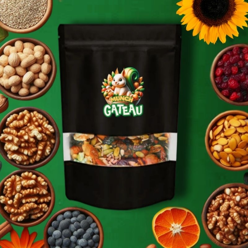 

Mixed Nuts Munch Gateau