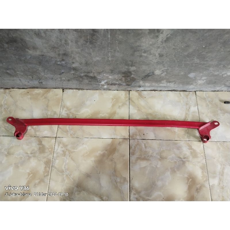 strutbar bmw E60
