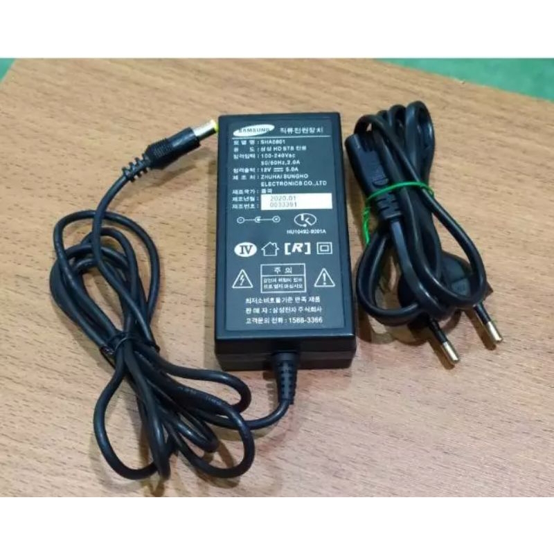 Adaptor 12Volt 5Amp