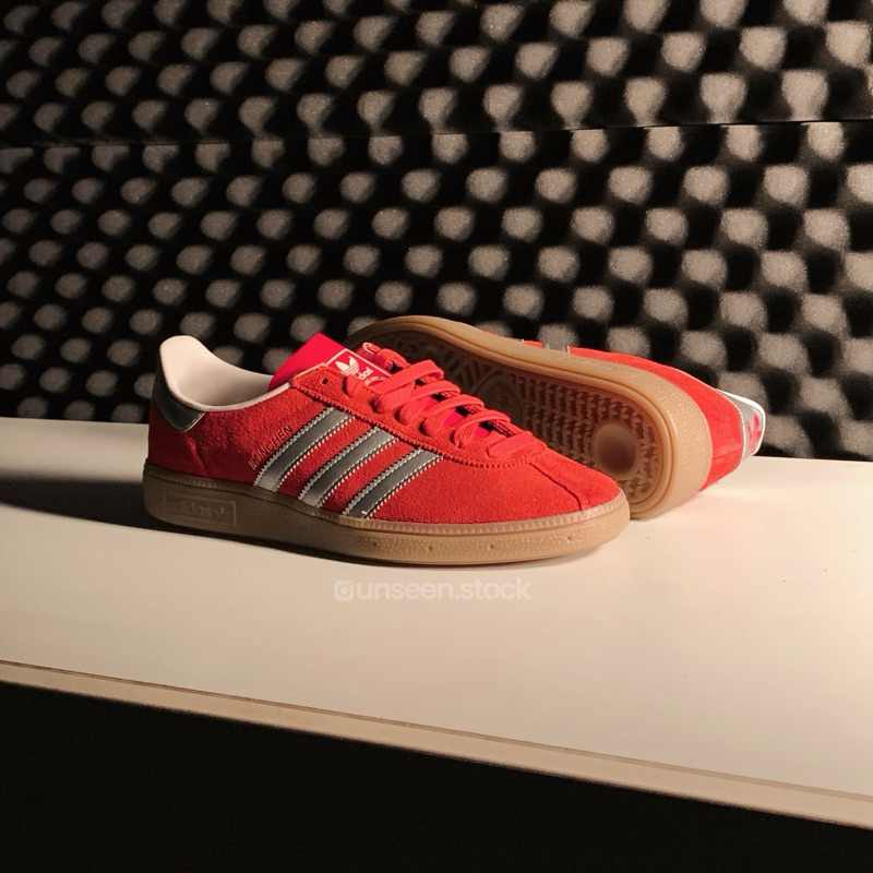 Adidas Originals Munchen - Red / Silver