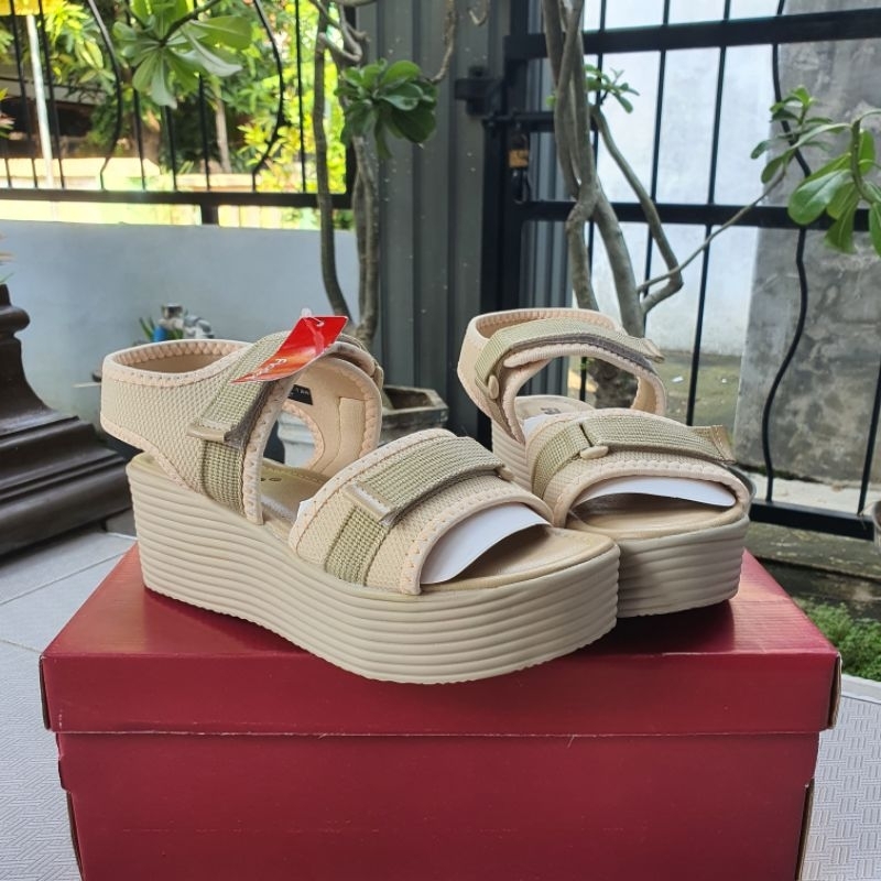 Sandal Wanita - Fladeo LDT476 - Sandal Wedges Original | Size 36-40