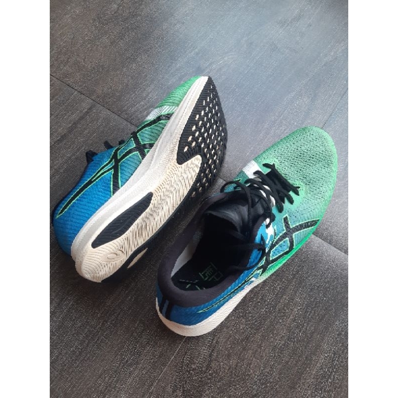 Sepatu Asics Magic speed 2 ekiden