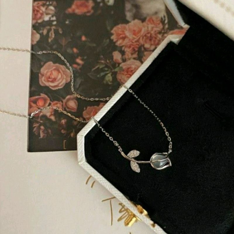 Kalung bunga tulip kalung rantai liontin bunga tulip kalung liontin tulip kalung liontin bunga tulip