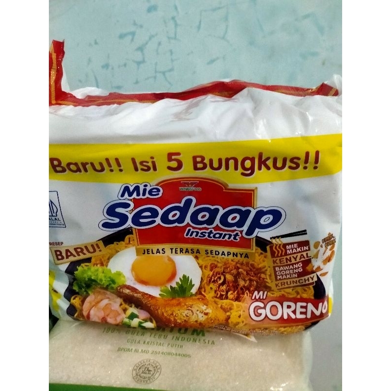 

mie sedaap goreng isi 5