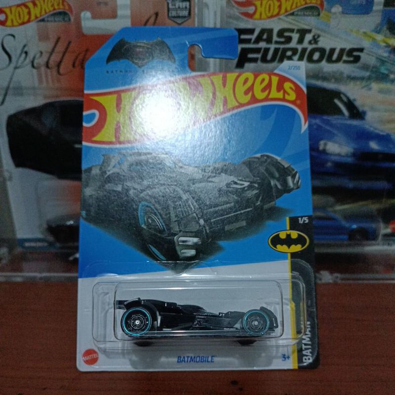 hot Wheels Batmobile
