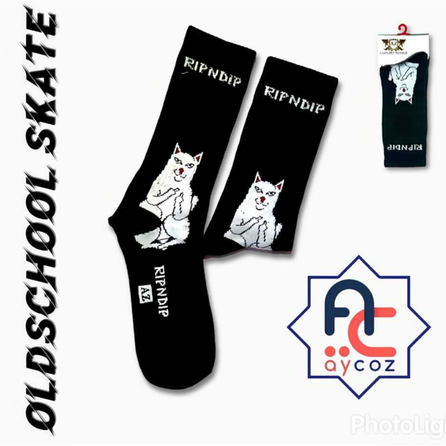 Kaos kaki oldschool motif RIPNDIP - Label Gantungan AZ Quality