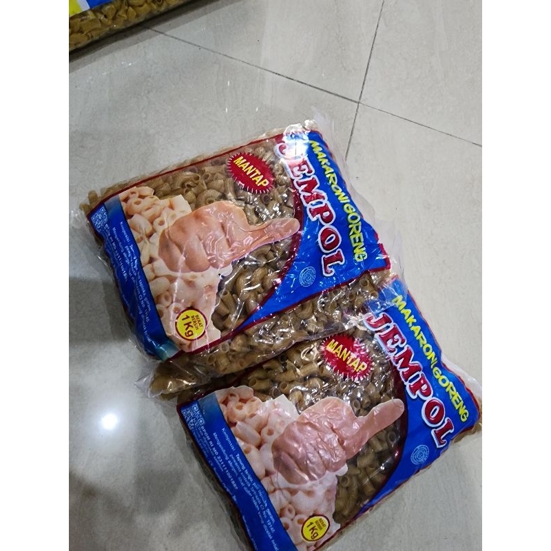 

Makaroni Goreng Mantap Cap Jempol, berat 1kg