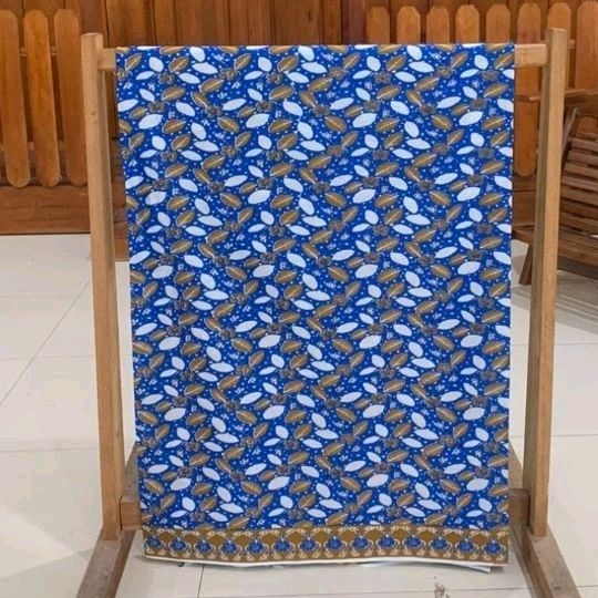 Kain Batik Belitung Motif Daun Simpor Kecil Navy