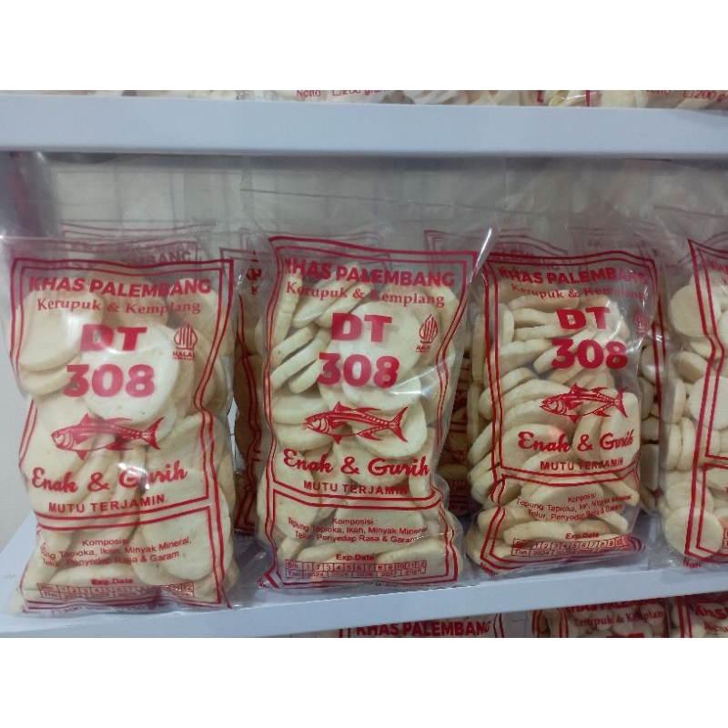 

Kerupuk Kancing Sedang Khas Palembang DT 308