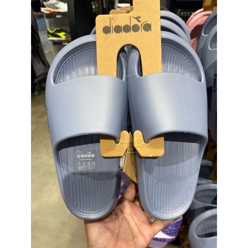 DIADORA sandal slide slip on cewek size 36-40