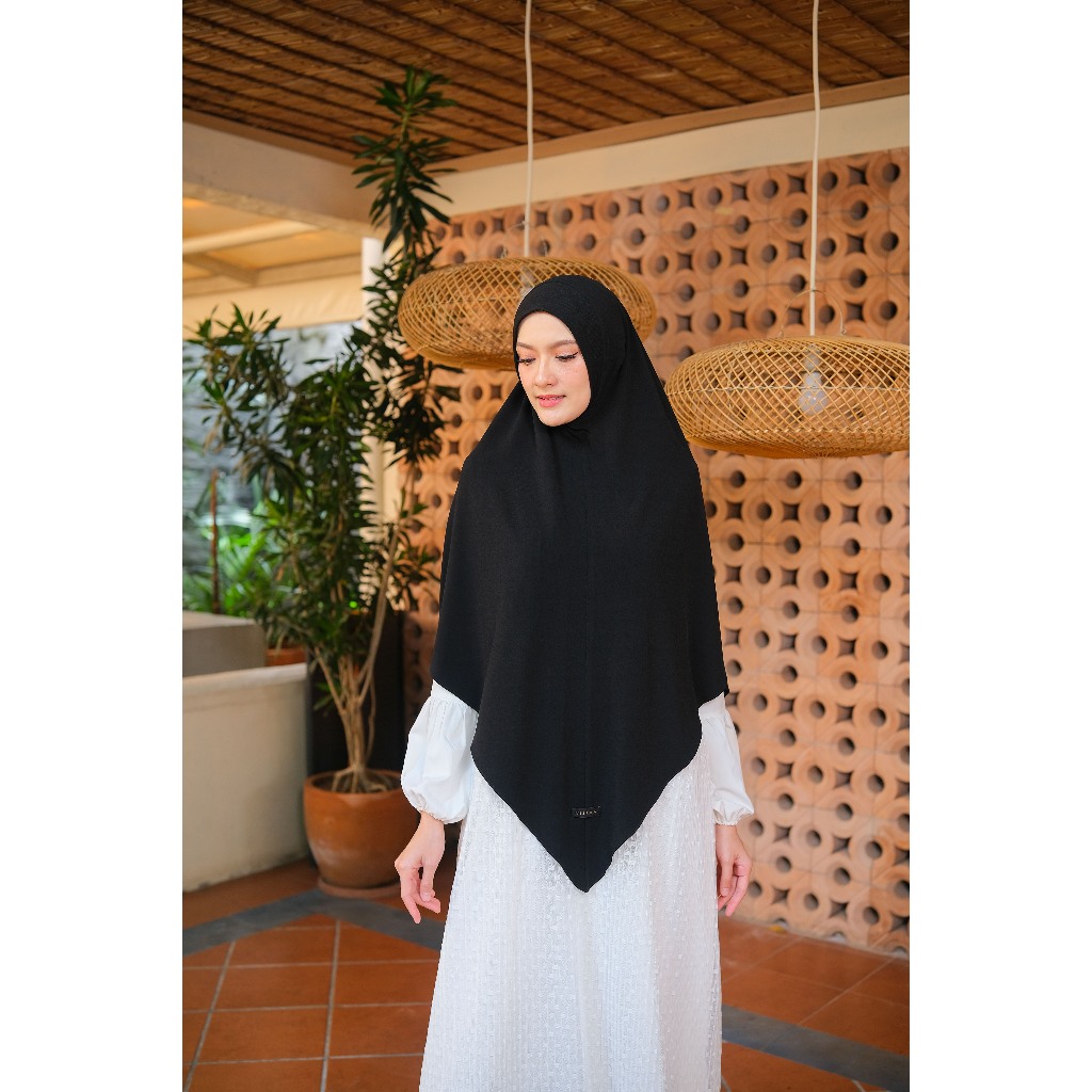 Bergo Mikha cierra.id