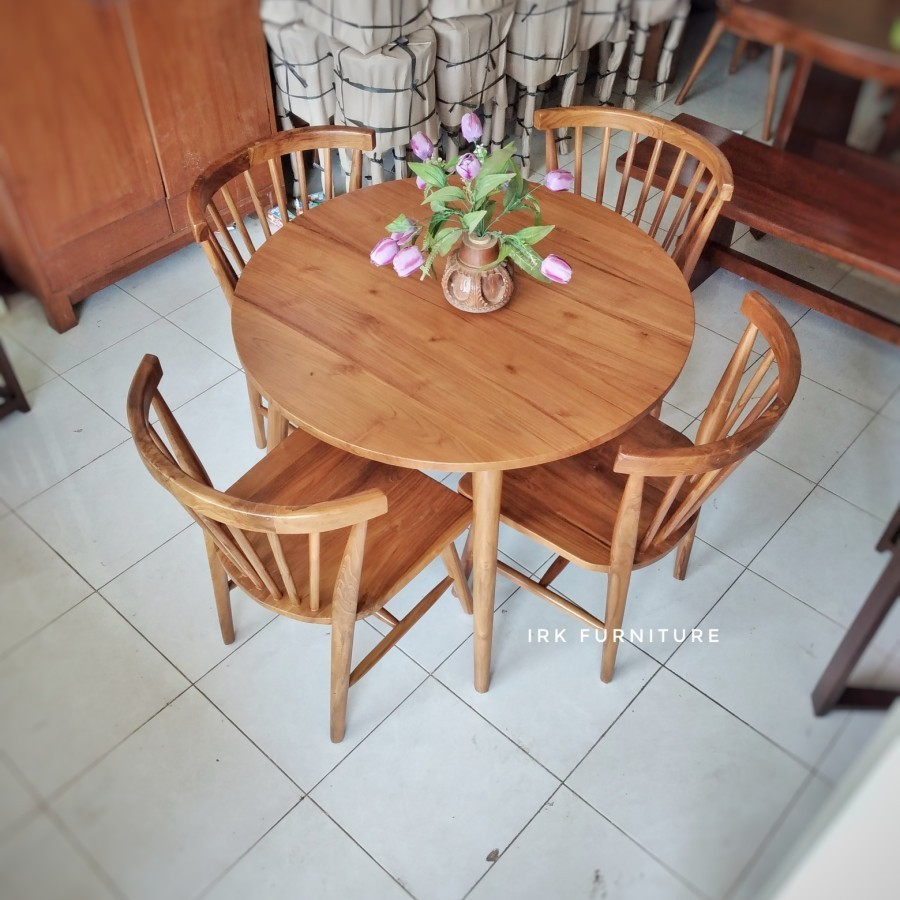 meja makan bundar kayu jati 4 kursi