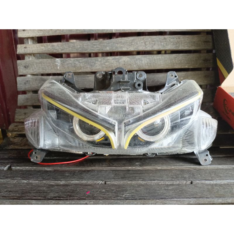 lampu proji