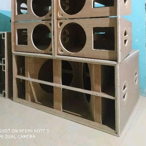 box speaker 18 inch custom  Rcf Tts