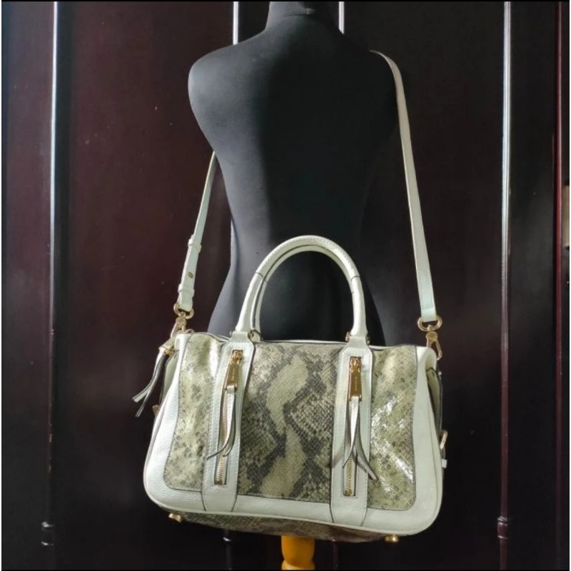 Tas Jinjing bisa jadi Slingbag Kulit White Mix Snake Skin Preloved/second