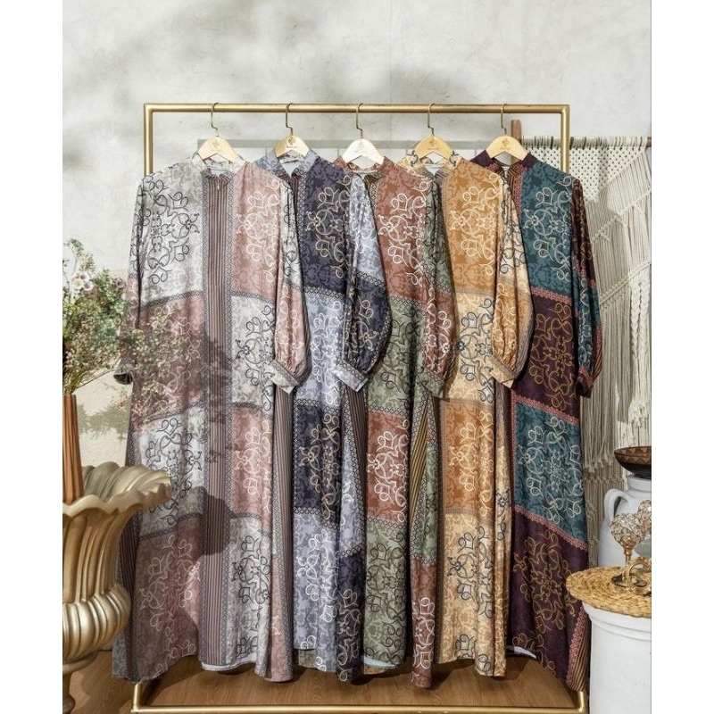 Heaven Light - Durrah Dress