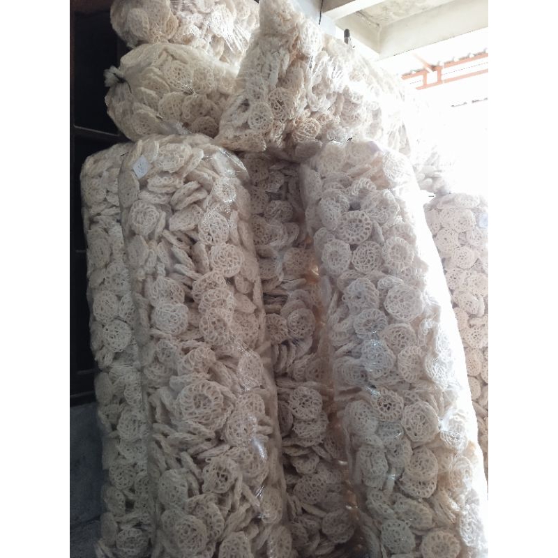

Kerupuk bawang Mateng