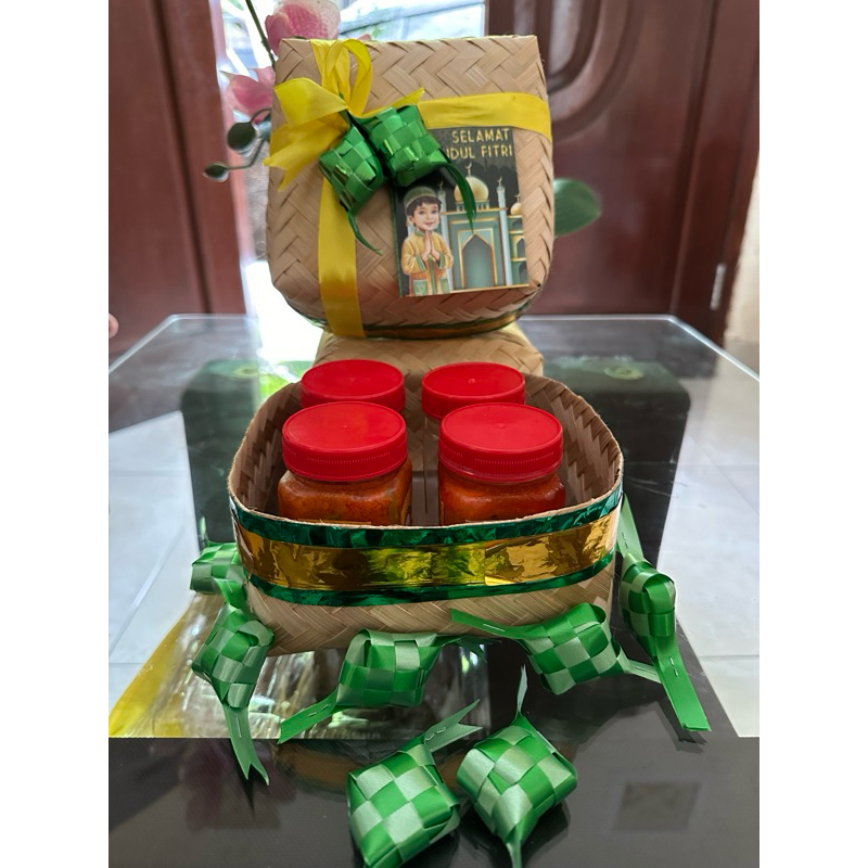 

Hampers Besar Sambal Nusantara