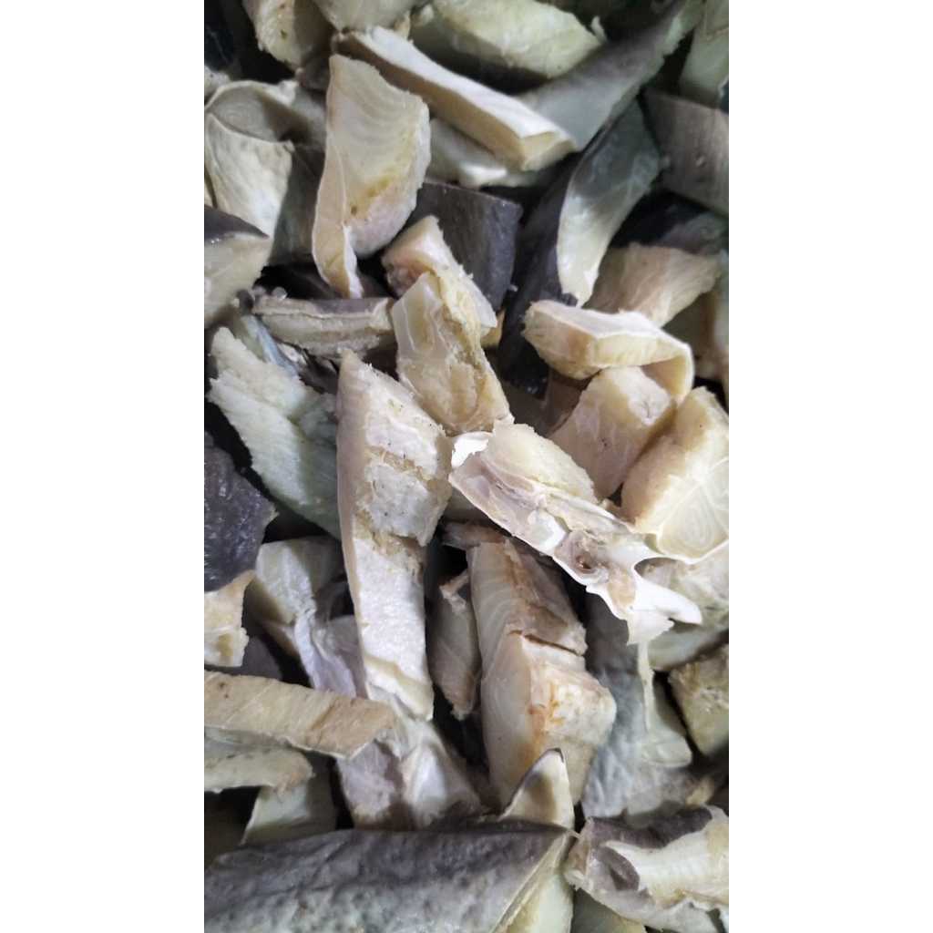 

IKAN ASIN CUCUT ANAK PER 100 GR - IKAN ASIN CUCUT - IKAN ASIN