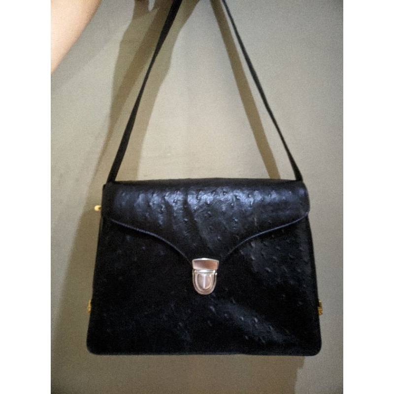 sling bag kulbur asli brand capacci