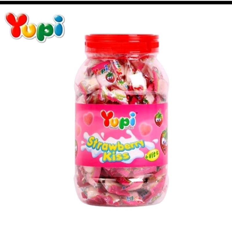 

Permen Yupi Strawberry Kiss Jar