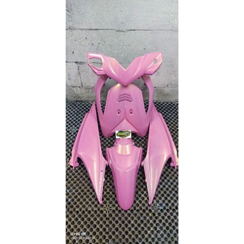 Cover Full Body Halus Honda Beat Karbu Fullset Body Halus Beat Karbu Warna pink Lembayung Gold