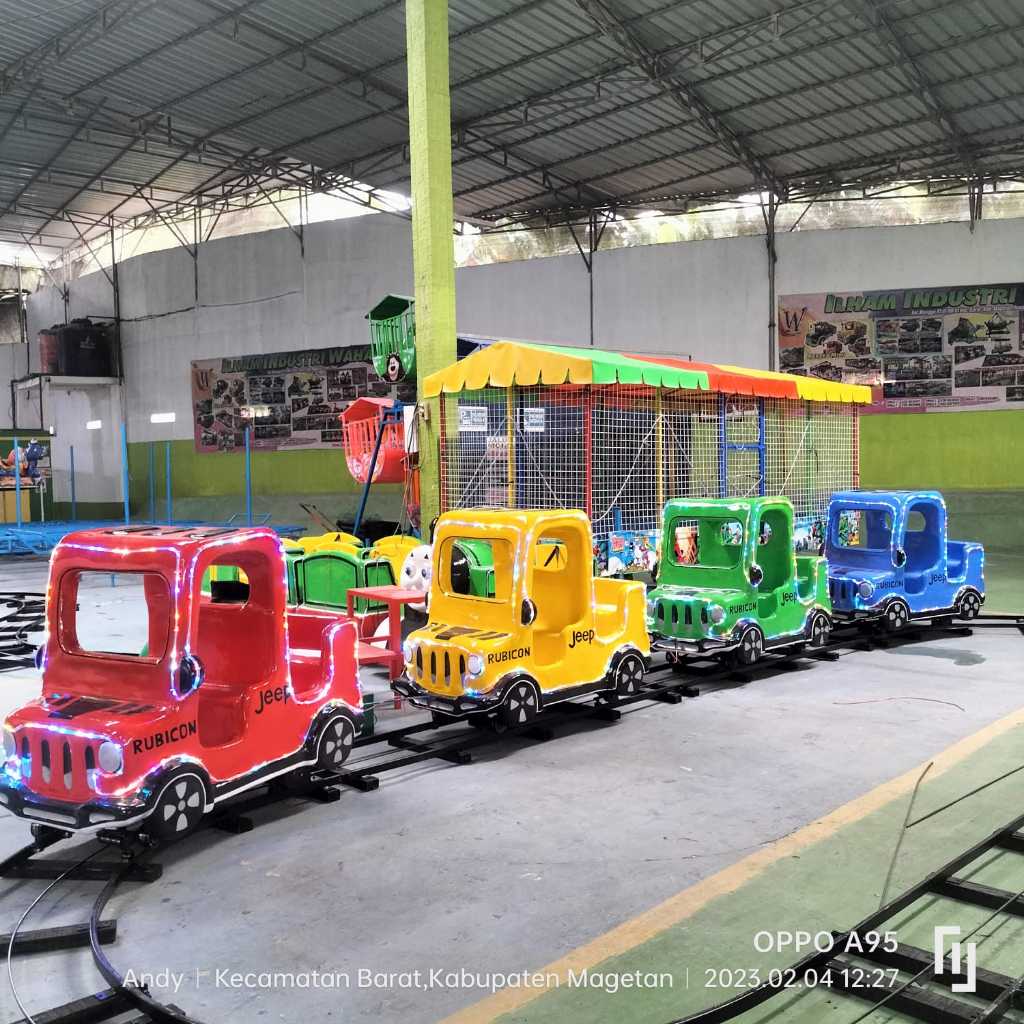 Odong odong kereta lantai jeep rubicon fiber