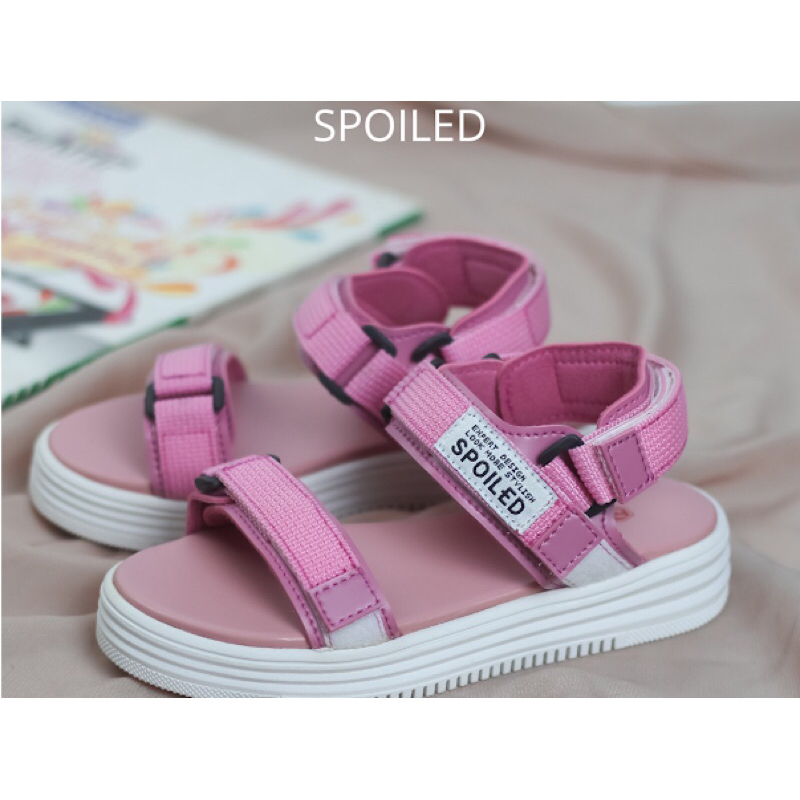 Sandal Gunung Anak Cewek Spoiled Azuma 01 Casual Tali Adjustable Size 31 32 33 34 35 Warna Hitam Put