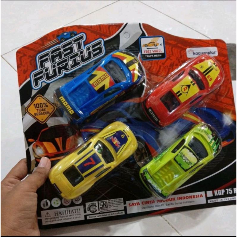 Mainan Mobil Racing Car isi 4 KGP 75 R / Mainan Mobil Balap 1 set .Bus Tayo Mini.Mobil Polisi .Keret