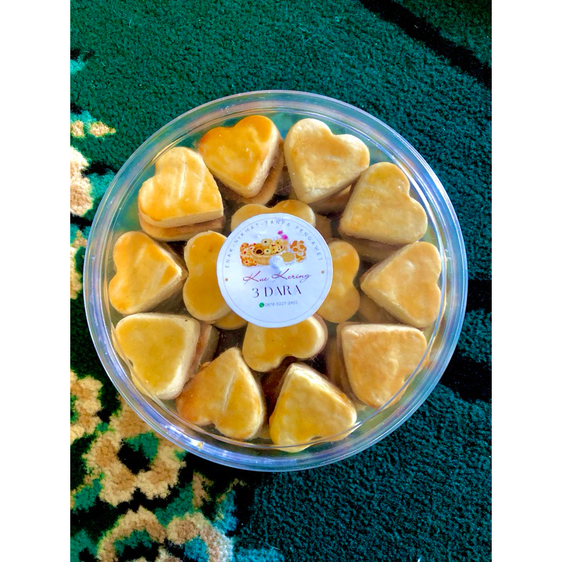 

KUE NASTAR SELAI NANAS