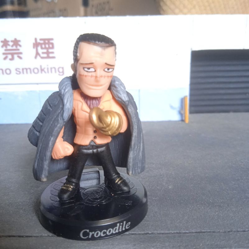 action figure one piece Sir Crocodile figur WCF kid kecil bootleg kws