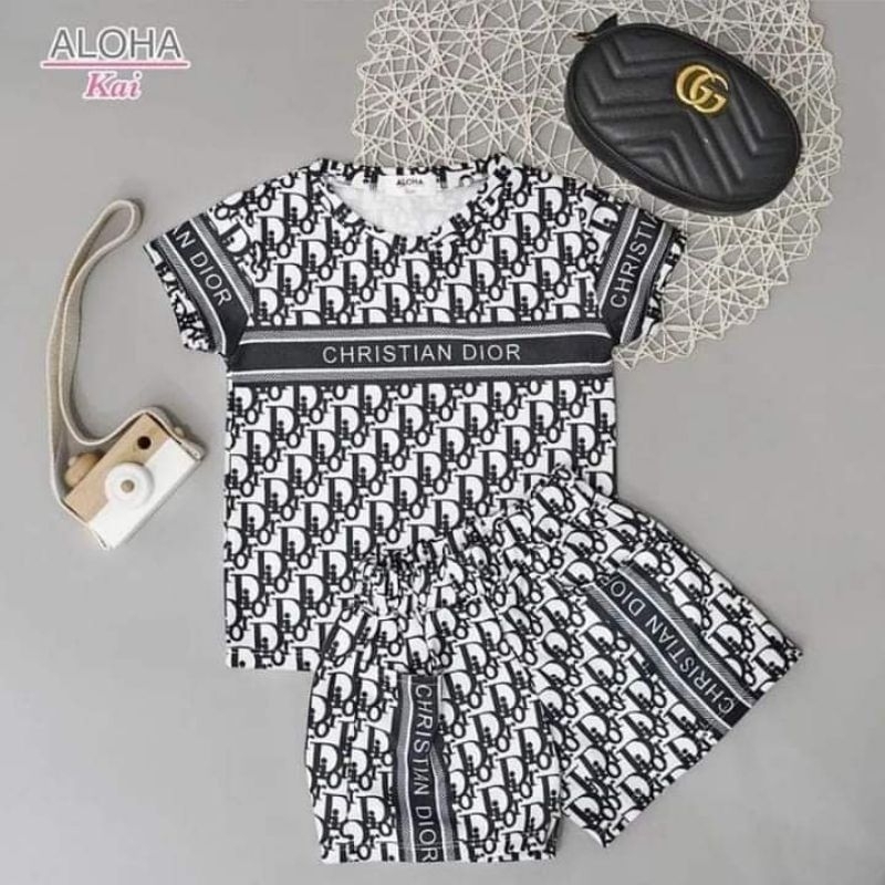 setelan anak dior / Snc