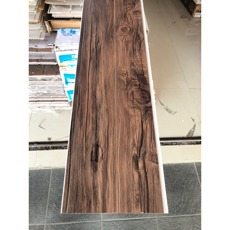 Plafon Pvc Serat Kayu Doff Maihome Wood 8 Nat (PERLEMBAR)