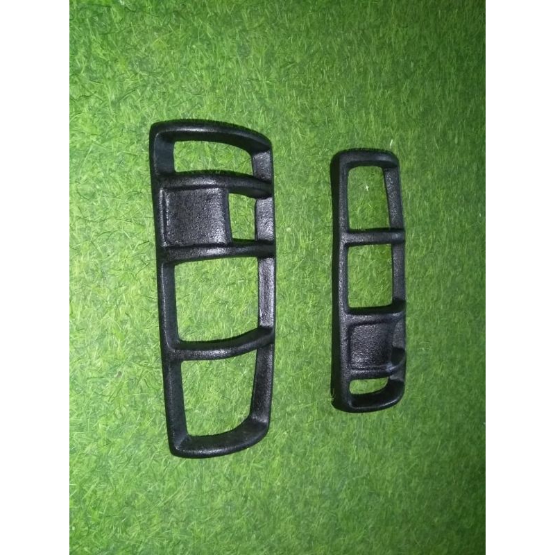 Garnis atau Lamguard Chevrolet Trooper bagian belakang