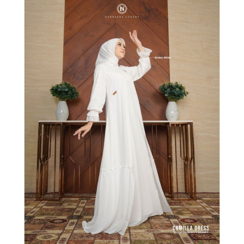 CAMILLA DRESS BROKEN WHITE BY NADHERA LUXURY/GAMIS LEBARAN PUTIH