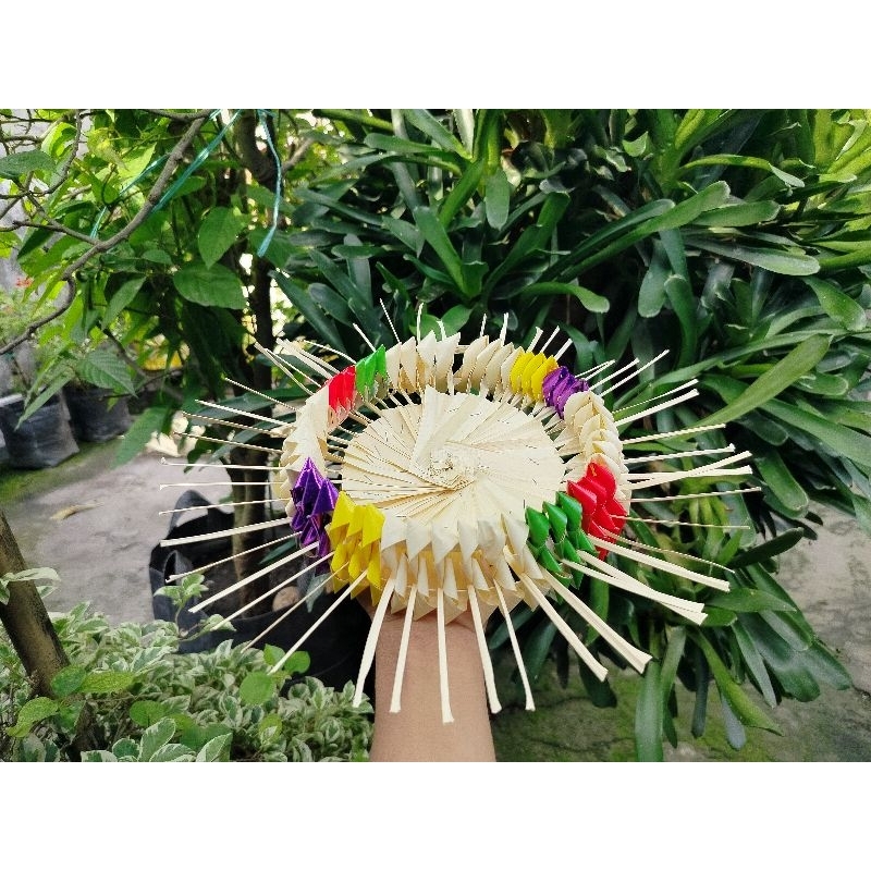 Canang bundar gebogan 20cm busung ibung