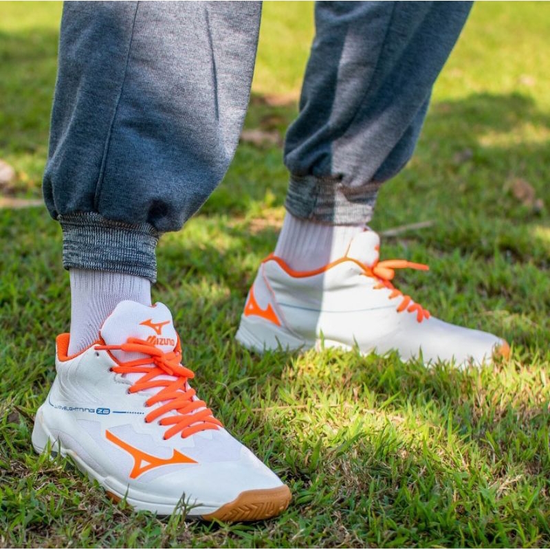 Sepatu Mizuno WLZ6