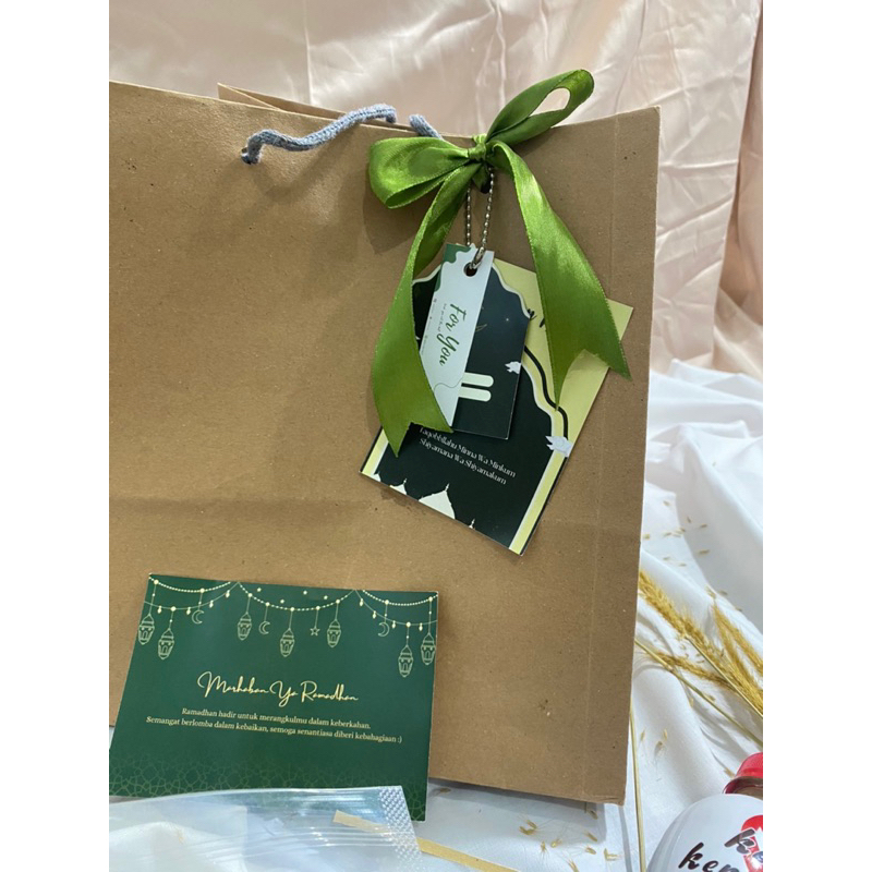 

THE SERIES" Hampers Kue Lebaran - Eid Mubarak PACKAGE