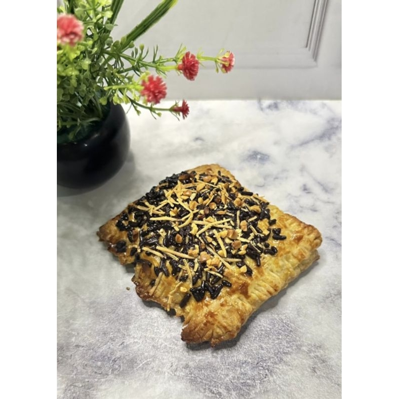 

Puff pastry pizza dan cokecang