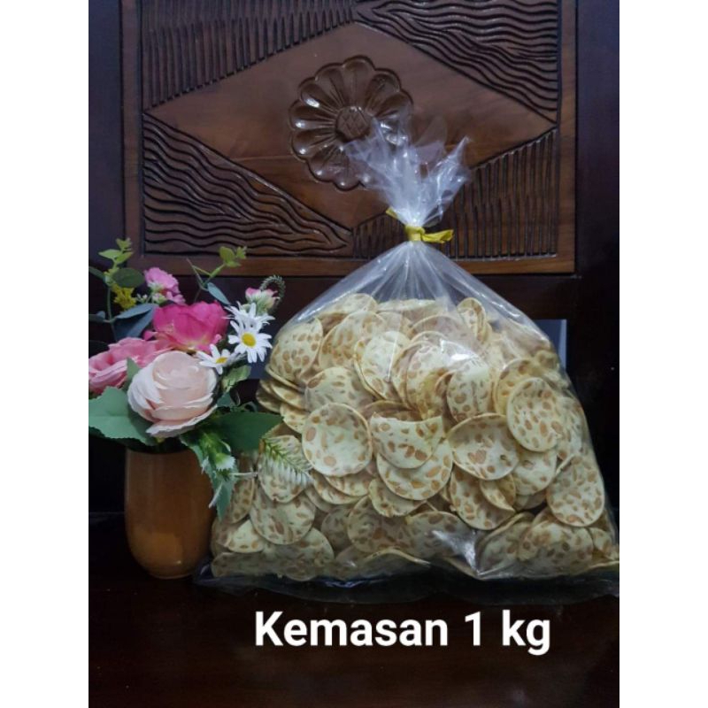 

Keripik Tempe Almahyra 1 kg